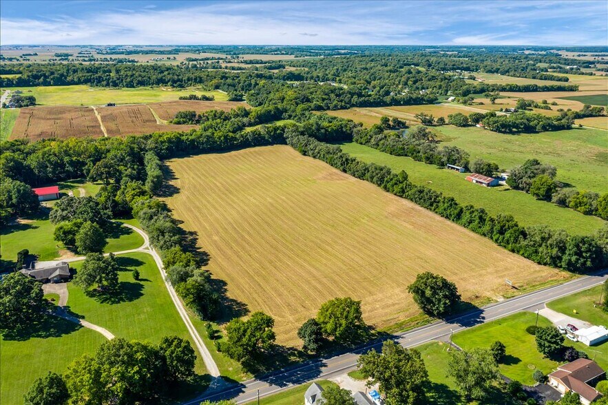 2909 W SR 64, Princeton, IN à vendre - Aérien - Image 2 de 3