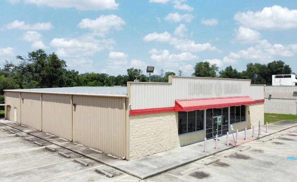 1301 N 16th St, Orange, TX for lease - Building Photo - Image 2 of 4