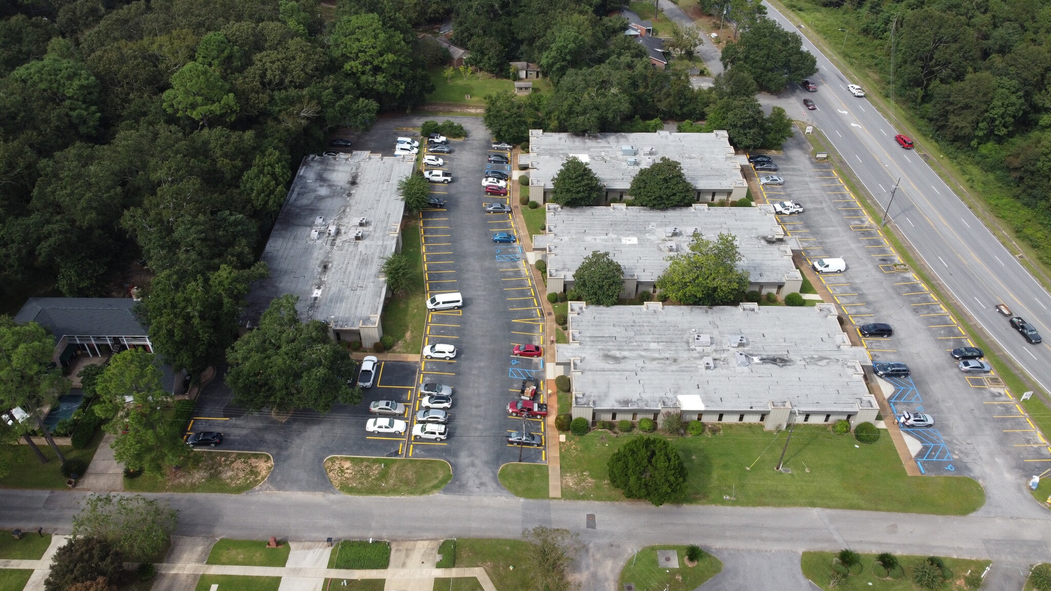 574 Azalea Rd, Mobile, AL à louer Aérien- Image 1 de 4