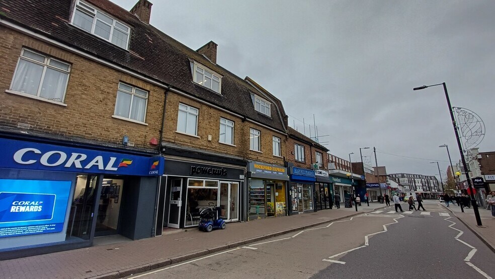 53-57 High St, Wickford à louer - Photo du bâtiment - Image 2 de 3