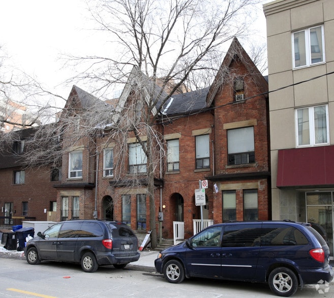 53 Mutual St, Toronto, ON à louer - Photo du bâtiment - Image 2 de 3