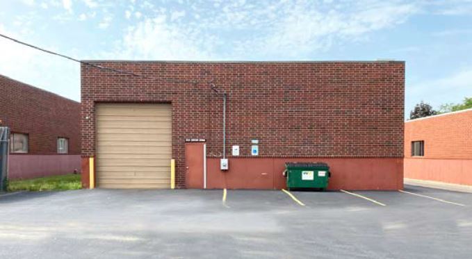 1533 St Paul Ave, Gurnee, IL à louer - Photo du bâtiment - Image 3 de 3