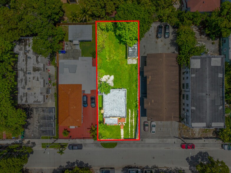 559 NW 34th St, Miami, FL à vendre - Photo du bâtiment - Image 3 de 10