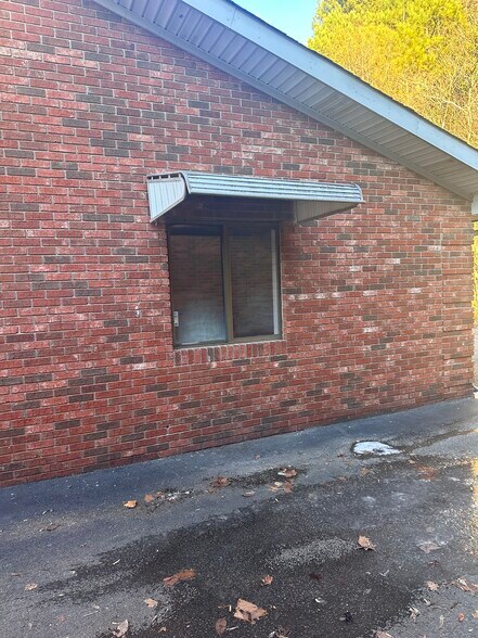 686 S Highway 25 W, Williamsburg, KY à louer - Photo du bâtiment - Image 3 de 13