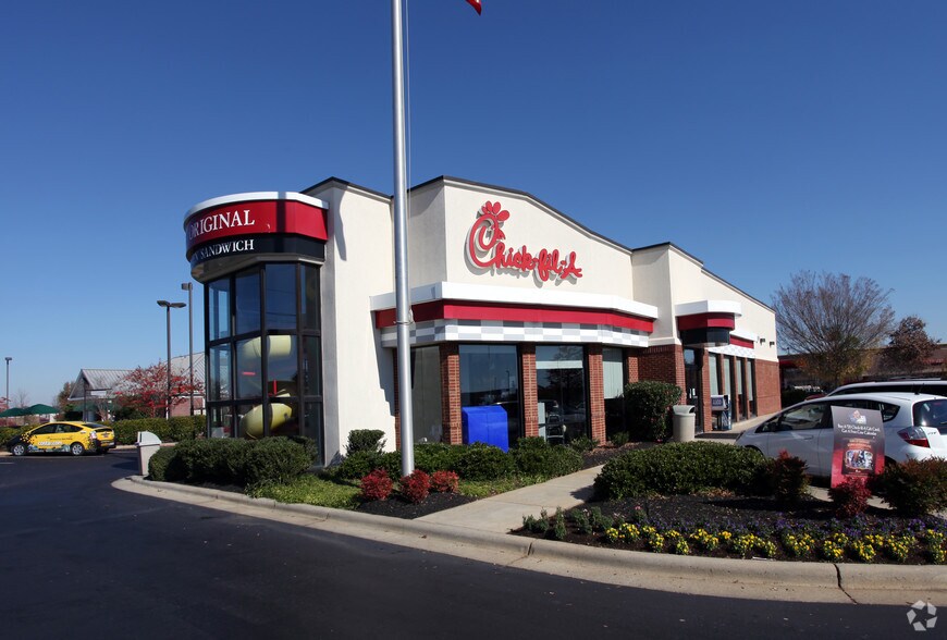 659 Fairview Rd, Simpsonville, SC for lease - Primary Photo - Image 1 of 4