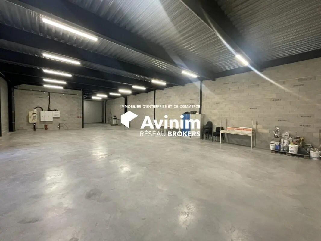 Industrial in Rousset for sale Interior Photo- Image 1 of 9