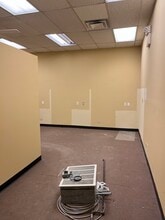 3605 Woodhead Dr, Northbrook, IL for lease Interior Photo- Image 1 of 3