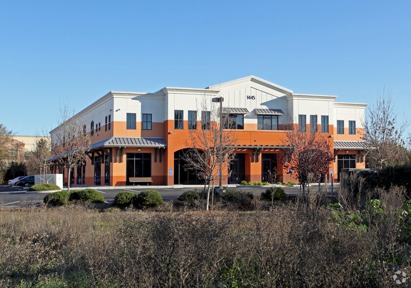 1445 Technology Ln, Petaluma, CA à vendre - Photo principale - Image 1 de 18