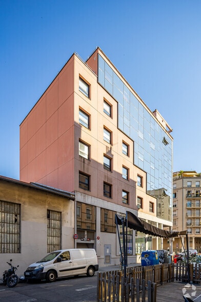 42 Rue De L'Universite, Lyon for sale - Building Photo - Image 2 of 30