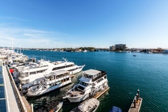 2901 W Coast Hwy, Newport Beach, CA à louer Photo intérieure- Image 2 de 2