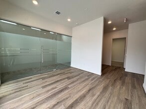 7630 Dowdell Rd, Spring, TX for lease Interior Photo- Image 2 of 31