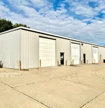 1805 Industrial Park Dr, Normal, IL for lease Building Photo- Image 1 of 6