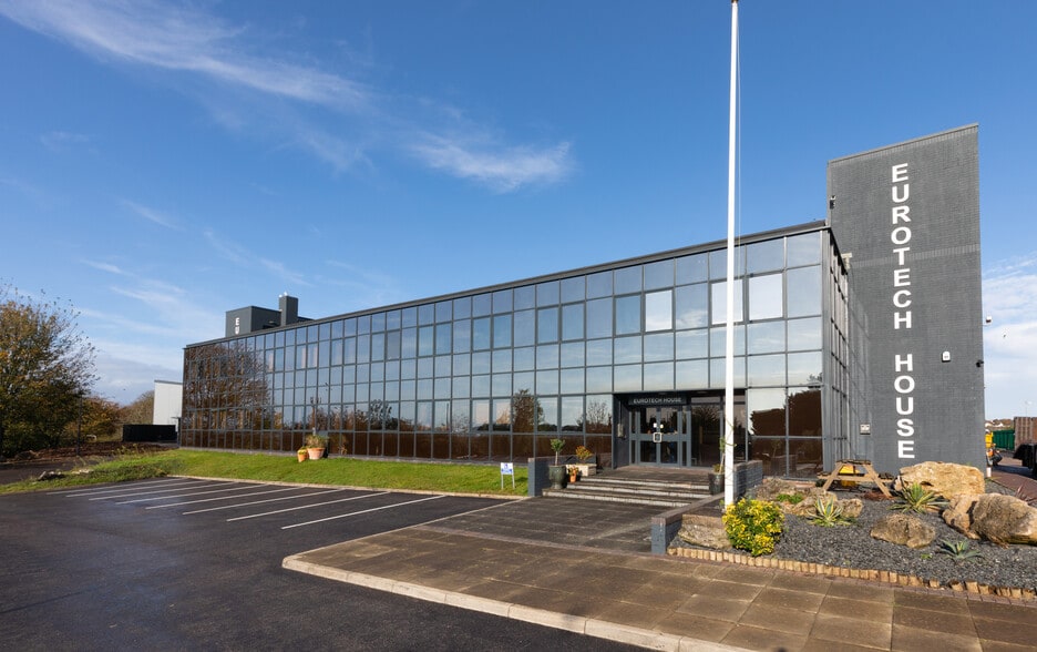 Burrington Way, Plymouth for lease - Building Photo - Image 3 of 14