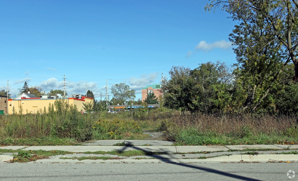 314-316 E Colborne St, Whitby, ON for sale - Primary Photo - Image 1 of 2