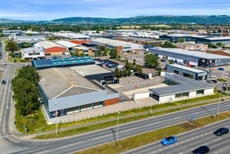 Plus de détails pour Rutherford Way, Swindon Village - Commerce de détail à louer