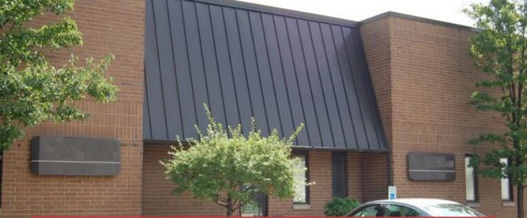 2101-2115 Tempel Dr, Libertyville, IL for lease - Primary Photo - Image 1 of 9