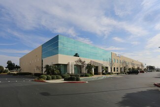 Plus de détails pour 4863 Shawline St, San Diego, CA - Local d'activités à louer