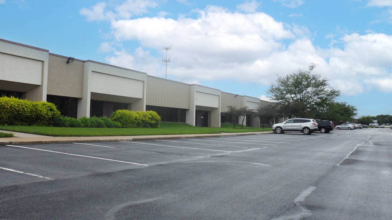 5605-5741 W 73rd St, Indianapolis, IN for lease Building Photo- Image 1 of 2