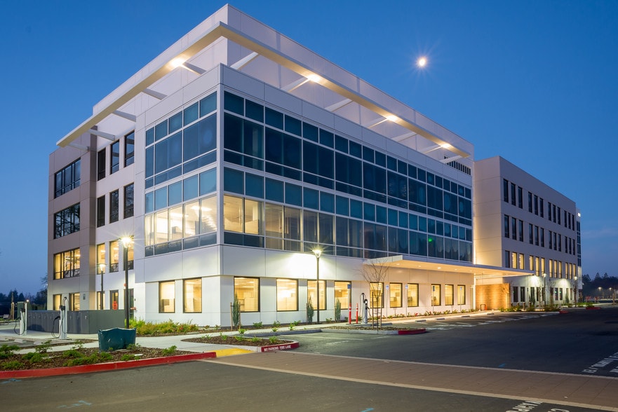 8200 Longleaf Dr, Elk Grove, CA for lease - Primary Photo - Image 1 of 1