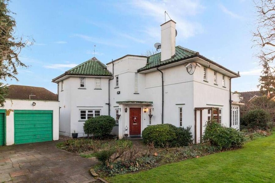 4 The Orch, London for sale - Building Photo - Image 2 of 4