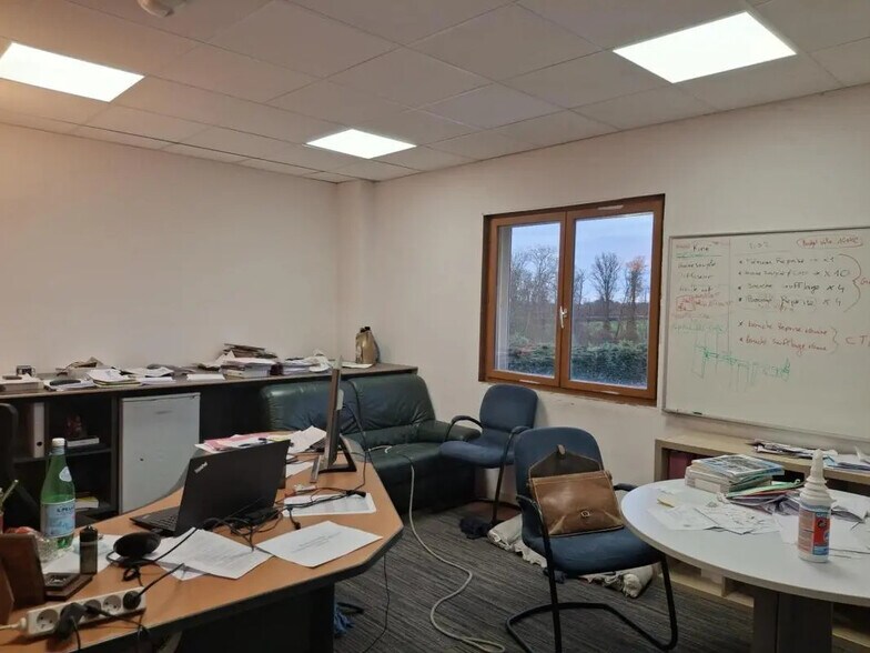 Local d'activités dans Sainte-Consorce à vendre - Photo intérieure - Image 3 de 6