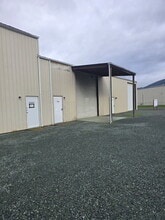 1344 Brookside Blvd, Grants Pass, OR for lease Building Photo- Image 1 of 5