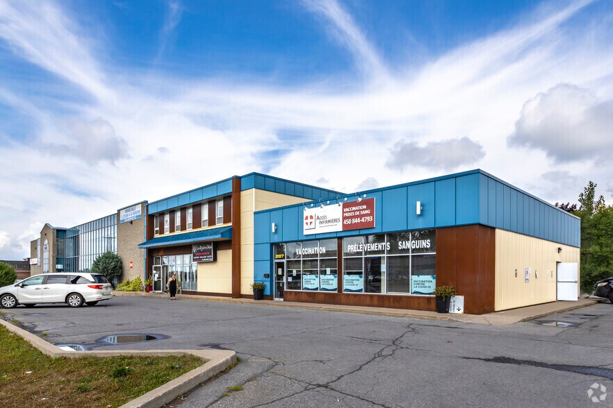 279-287 Boul D'anjou, Chateauguay, QC à louer - Photo principale - Image 1 de 2