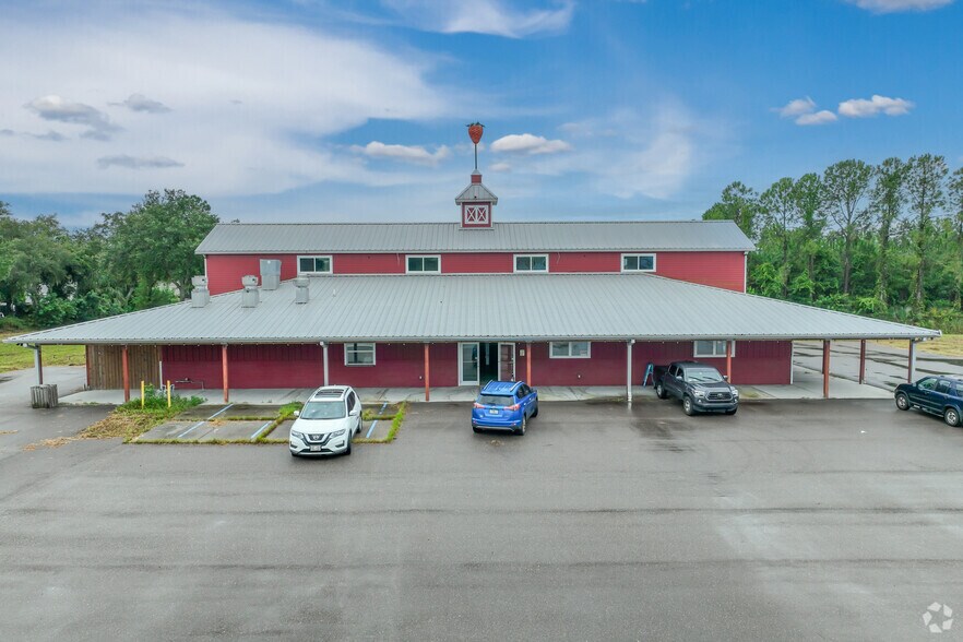 10070 Fern Hill Dr, Riverview, FL à louer - Photo du bâtiment - Image 2 de 18