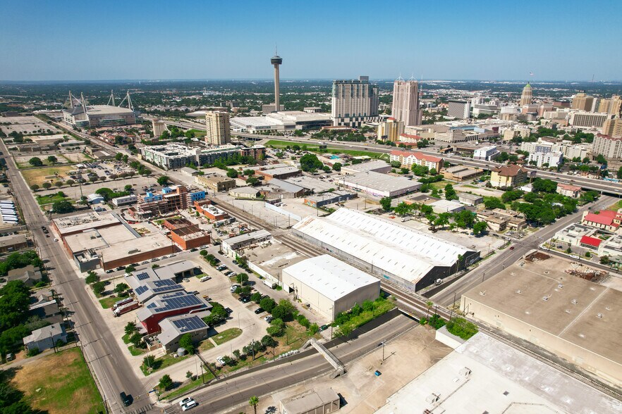 120 Eda, San Antonio, TX à vendre - Photo du bâtiment - Image 3 de 18