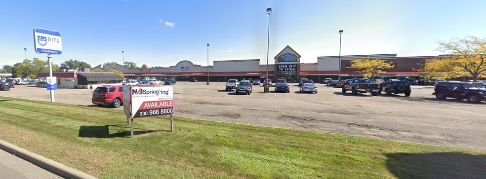 2040 Wales Ave NW, Massillon, OH à louer - Photo du bâtiment - Image 1 de 6