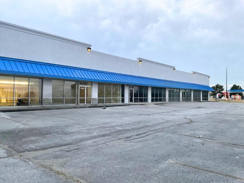 2405 W 7th St, Joplin, MO à louer - Photo du bâtiment - Image 2 de 8