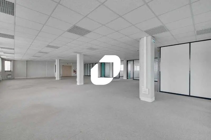 Office in Vitry-sur-Seine for lease - Interior Photo - Image 3 of 21