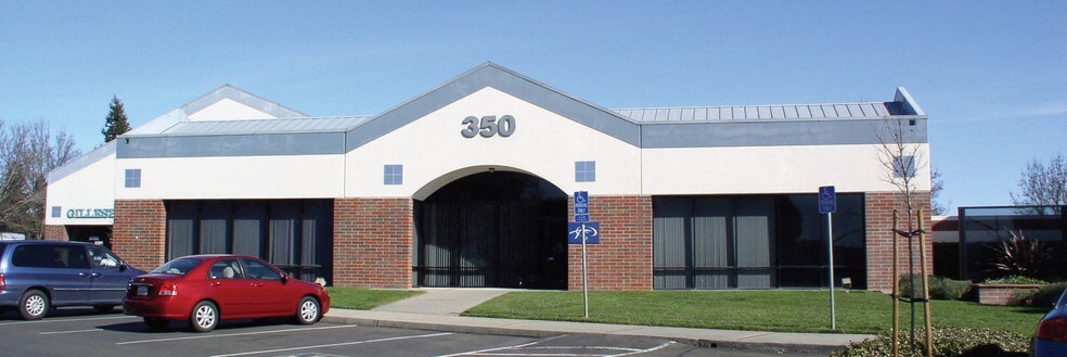 350 Chadbourne Rd, Fairfield, CA à vendre - Photo du bâtiment - Image 1 de 3