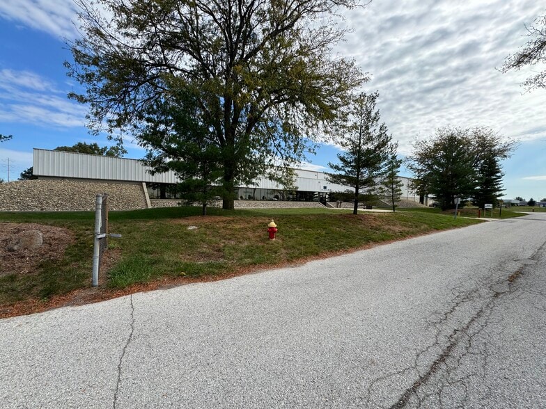 2300 Michigan St, Hammond, IN à louer - Photo du bâtiment - Image 3 de 32