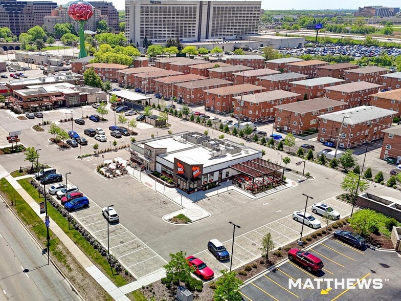 9433-9437 Higgins Road, Rosemont, IL à vendre - Photo du bâtiment - Image 2 de 5