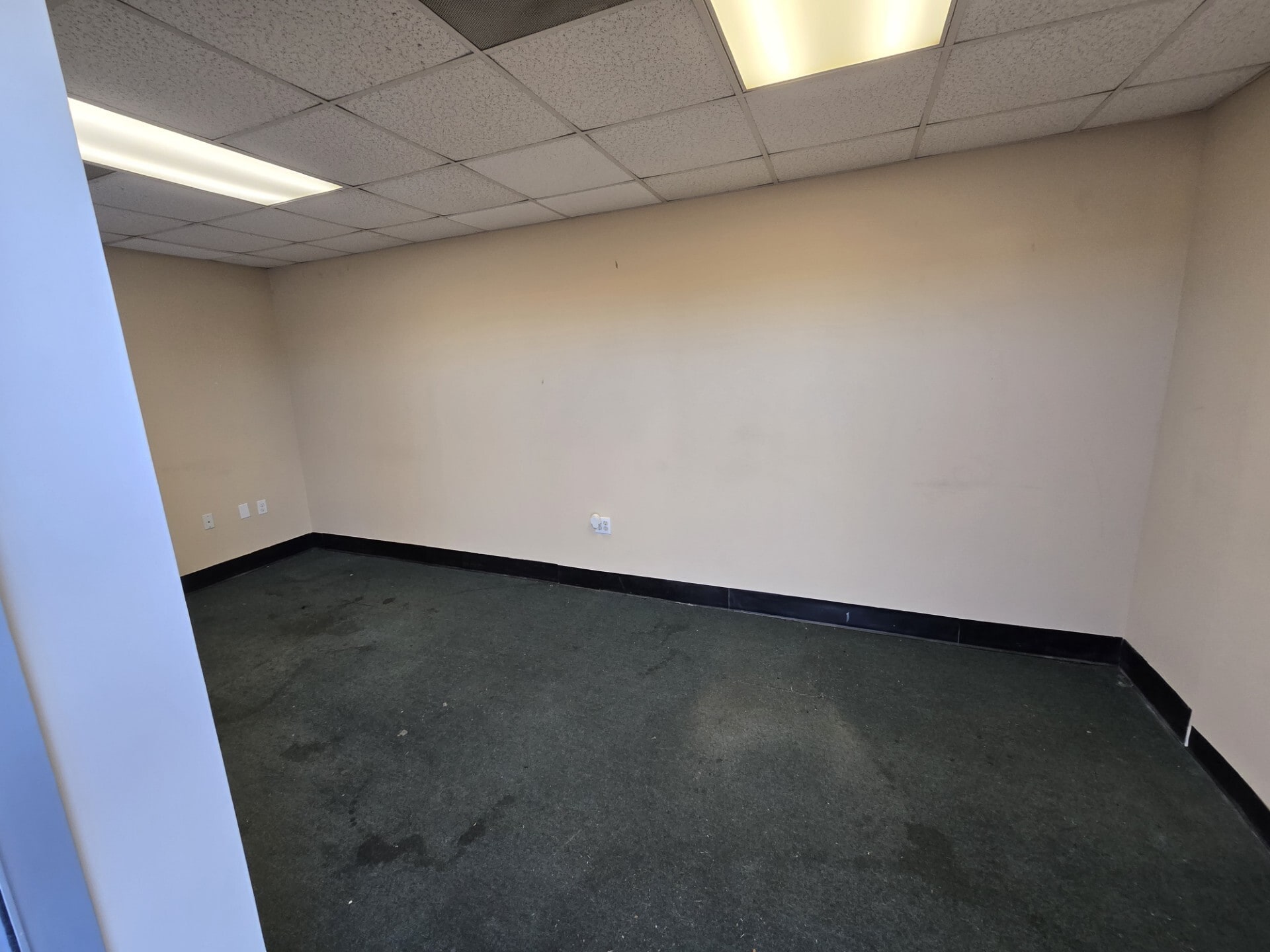 5067 Business Park Dr, Montgomery, AL for lease Interior Photo- Image 1 of 8