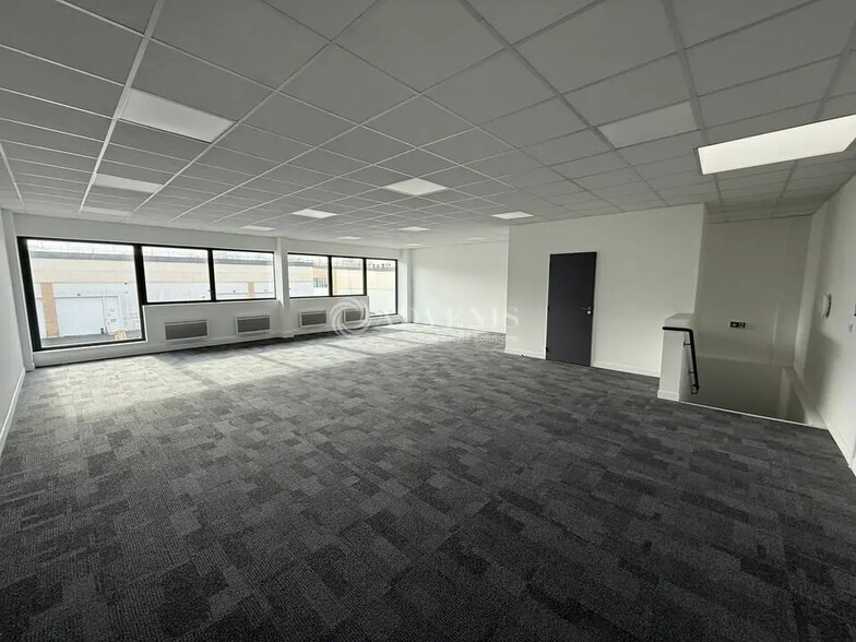 Flex dans Bussy-Saint-Georges à louer - Photo intérieure - Image 3 de 5