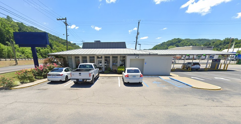 3663 N Mayo Trl, Pikeville, KY for sale Building Photo- Image 1 of 3