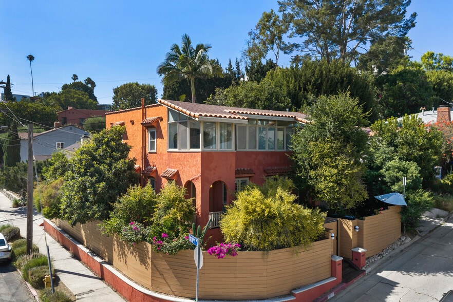 1501 Westerly Ter, Los Angeles, CA for sale - Primary Photo - Image 1 of 60