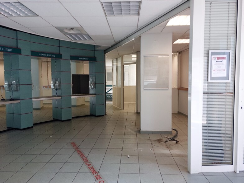 Immeuble residentiel dans Aubagne à vendre - Photo intérieure - Image 2 de 8