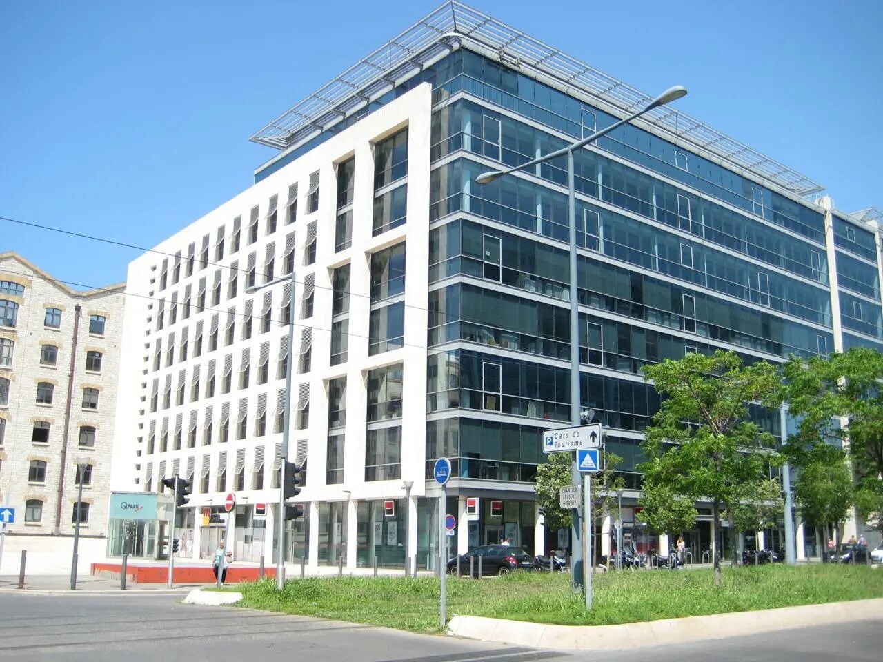 Office in Marseille for lease Building Photo- Image 1 of 12