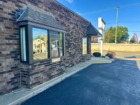 3600 Maine St, Quincy IL - Restaurant avec service au volant