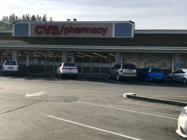 13775 Mono Way, Sonora, CA à louer - Autre - Image 3 de 5