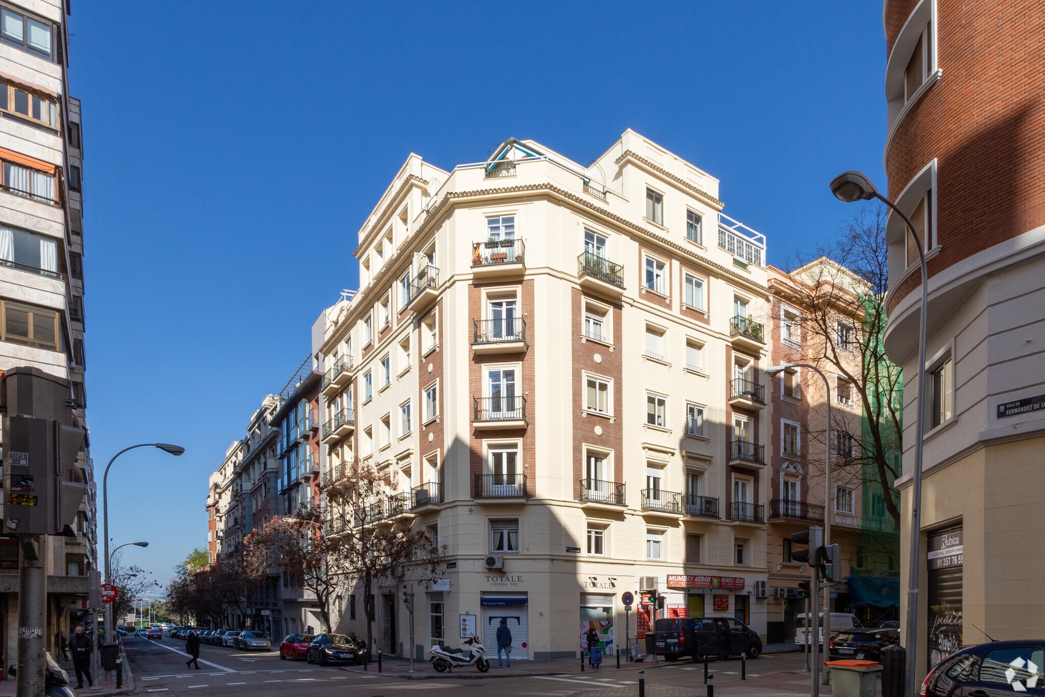 Immeuble residentiel dans Madrid, Madrid à vendre Photo du bâtiment- Image 1 de 2