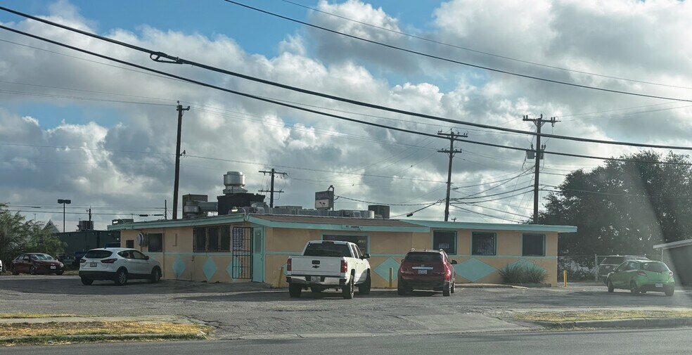 93 Shasta Ave, San Antonio, TX à vendre - Photo du bâtiment - Image 2 de 9
