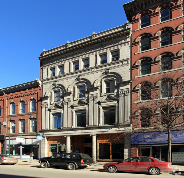 257-267 Water St, Augusta, ME à vendre - Photo principale - Image 1 de 1