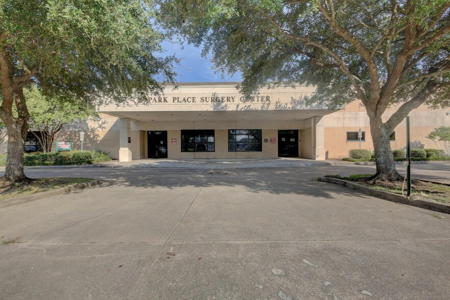 901 Wilson St, Lafayette, LA à vendre - Photo du bâtiment - Image 2 de 9