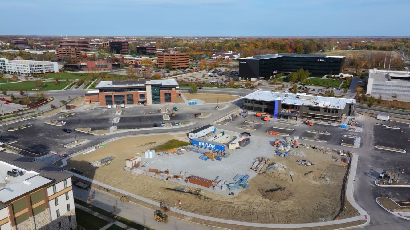 11405 Springmill Rd, Carmel, IN à vendre Photo principale- Image 1 de 5