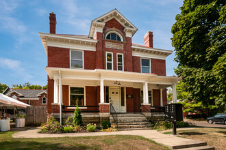 1251 Bryden Rd, Columbus, OH à louer Photo du b timent- Image 1 de 25