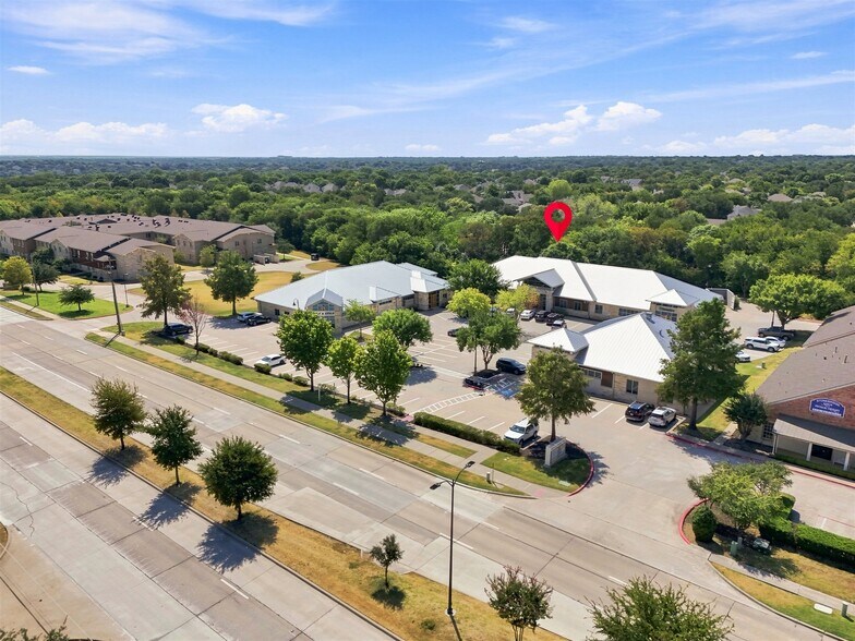 5561 Virginia Pky, McKinney, TX for lease - Building Photo - Image 3 of 41